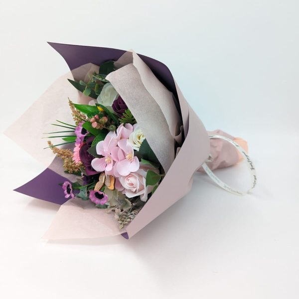 Buchet cadou cu flori de sapun, mov – DSPH310018 (2)