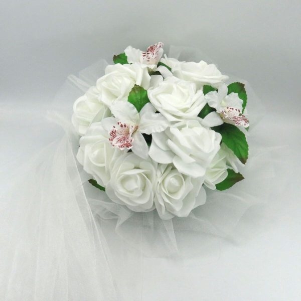 Decor masina pentru nunta, crini & trandafiri albi din spuma ILIF310029 (6)