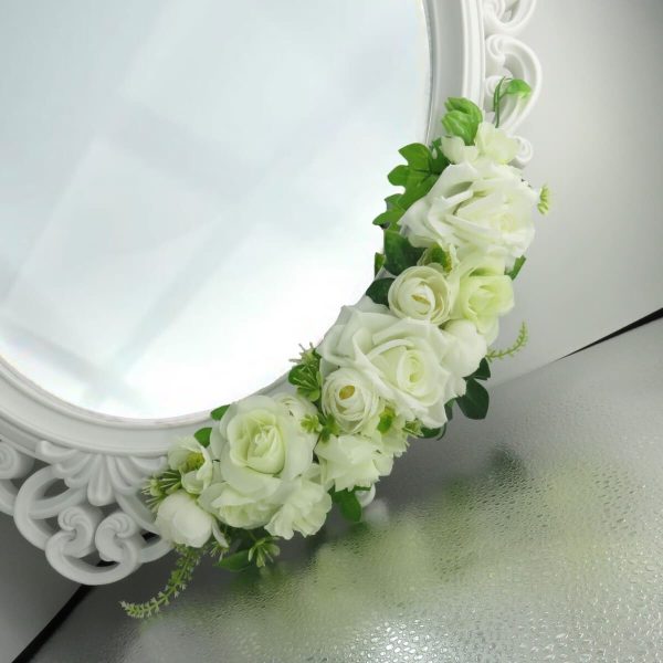Oglinda miresei, forma ovala in stil victorian, lucrata cu flori de matase, model alb verde ILIF310057 (1)