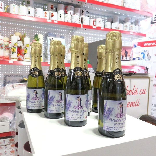 Marturie nunta, Sticluta Vin Spumant - Lavanda Mov, personalizata - ALIF403039 - imagine 5