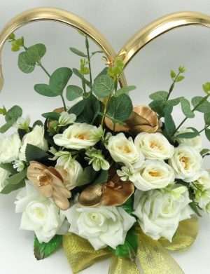 Decor masina pentru nunta, inimioare decorate cu flori, auriu & alb – ILIF406003