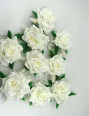 Bratara corsaj pentru domnisoara de onoare, trandafir de matase si lagurus alb/verde – ILIF406015