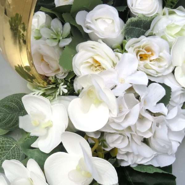 Decor masina pentru nunta, verighete decorate cu flori de matase si silicon, alb verde ILIF406023 (9)