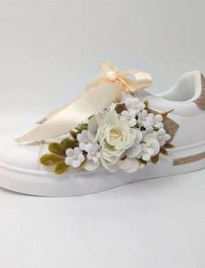 Tenisi pentru mireasa cu panglica si flori, alb-crem – DSPH406001