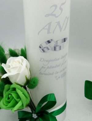 Lumanare nunta – aniversare 25 ani, decorata cu flori de sapun, verde-alb – ILIF407007