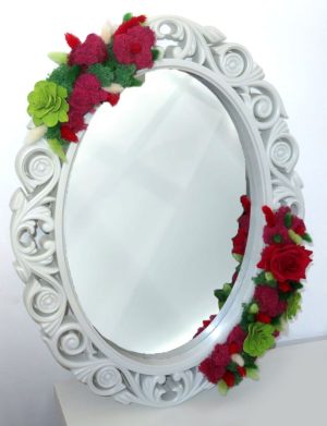 Oglinda miresei, forma ovala in stil victorian, lucrata cu licheni si flori uscate – ILIF407018