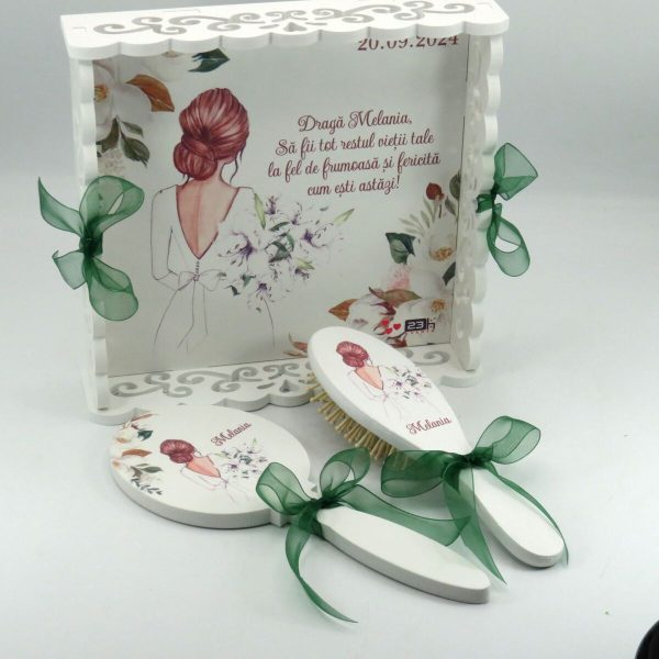 Set gatit mireasa, White Flowers, tavita dantelata personalizata, 3 piese ILIF409007 (2)