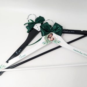 Set 2 umerase personalizate m2, din lemn, pentru mire si mireasa, Verde DSPH410001 (6)