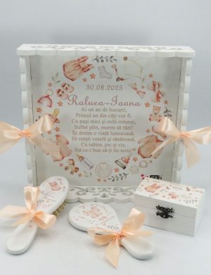 Set Tăviță Moț Fetiță, model personalizat Inocență, 4 piese – ILIF502031