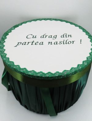 Cutie trusou cu mesaj brodat – Cu drag din partea nașilor, verde – ILIF503015