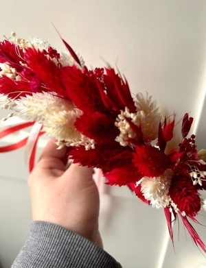 Coroniță din flori uscate – model reglabil, cromatică roșu-alb – AMB506001