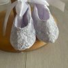 Rochiță botez fetiță, albă cu danteluță albă ILIF505026 (4)