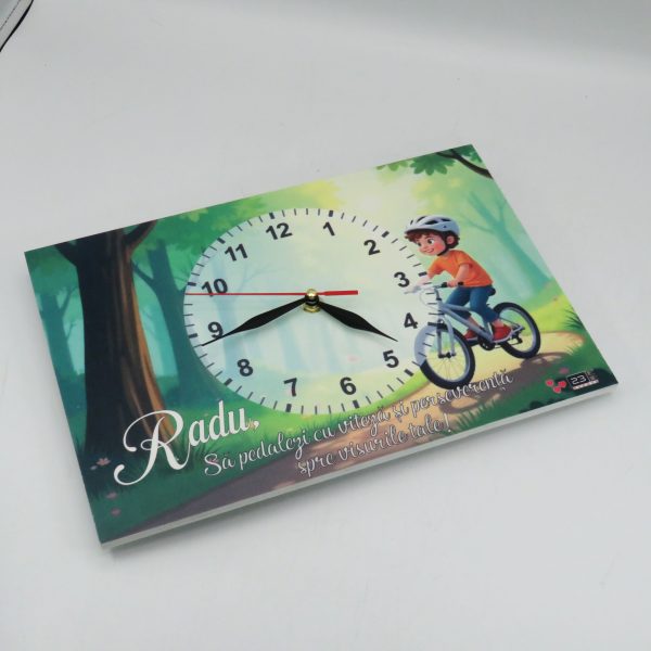 Ceas copii, Plimbare cu Bicicleta, model personalizat, dim. 300x200 mm - ILIF506064 - imagine 5