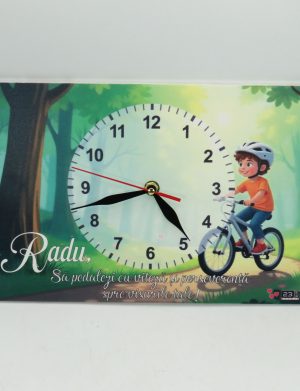 Ceas copii, Plimbare cu Bicicleta, model personalizat, dim. 300×200 mm – ILIF506064