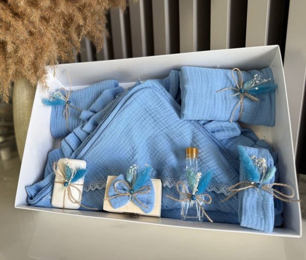 Trusou botez din muselină, bleu cu 8 piese - ILIF506052