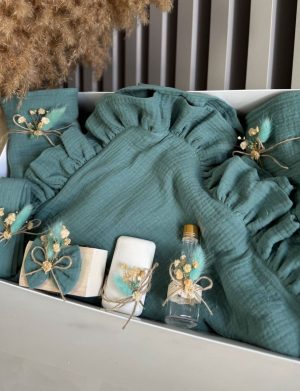 Trusou botez din muselină, verde cu 8 piese – ILIF506055