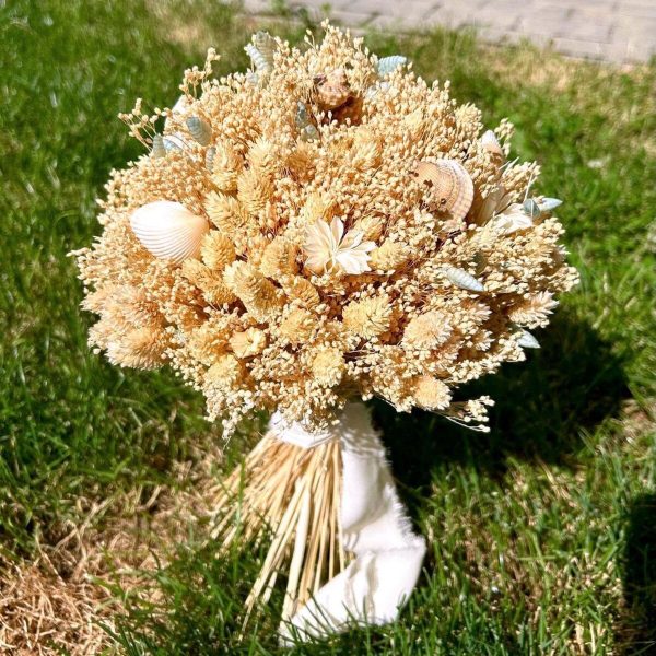 Buchet mireasă/nașă în cromatică alb-crem, cu scoici, tematică marină - AMB507005 - imagine 4