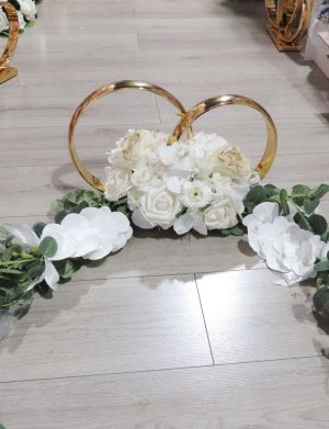 Decor mașină pentru nuntă, verighete decorate cu flori de mătase, silicon și tulle, alb-verde – ILIF507032
