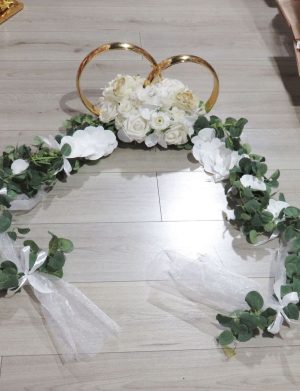 Decor mașină pentru nuntă, verighete decorate cu flori de mătase, silicon și tulle, alb-verde – ILIF507032