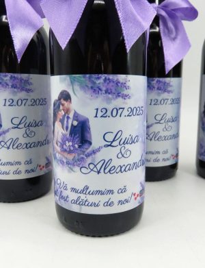 Marturie nunta, Sticluta de Vin personalizata & fundita, Lavanda Mov – ILIF507014
