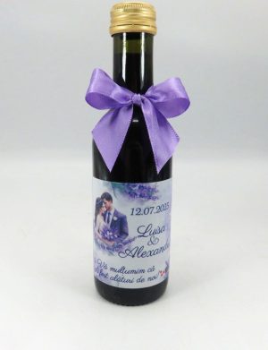 Marturie nunta, Sticluta de Vin personalizata & fundita, Lavanda Mov – ILIF507014