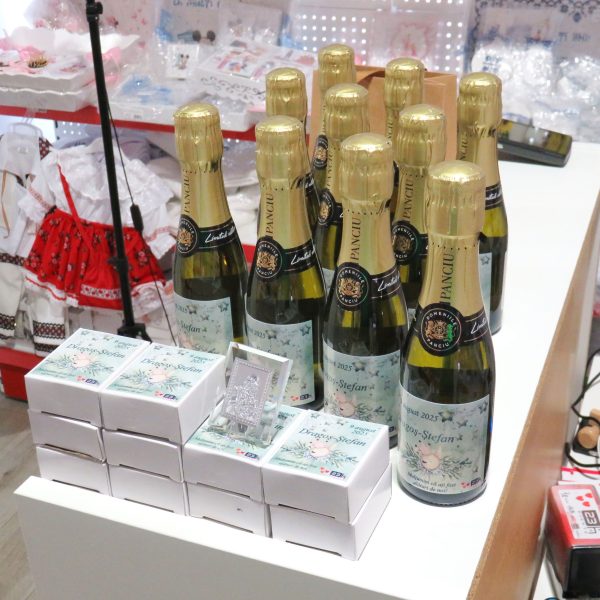 Mărturie botez băiețel, sticluță vin spumant, Iepuraș, model personalizat - ILIF507040 - imagine 8