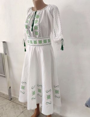 Rochie damă din pânză topită, bumbac 100% de calitate superioară, brodată verde – LLDJ507003