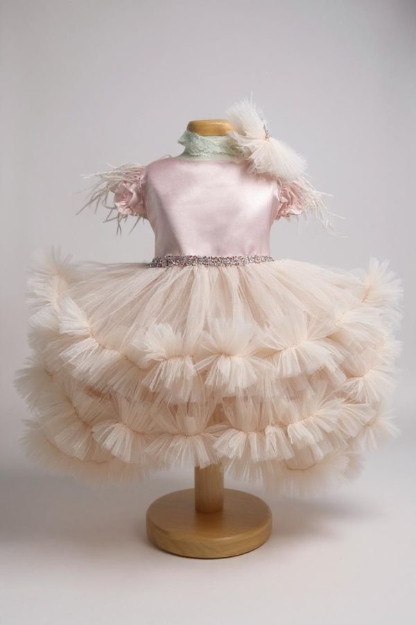 Rochiță botez fetiță cu bentiță - culoare roz pudrat cu tulle - ILIF507053 - imagine 3