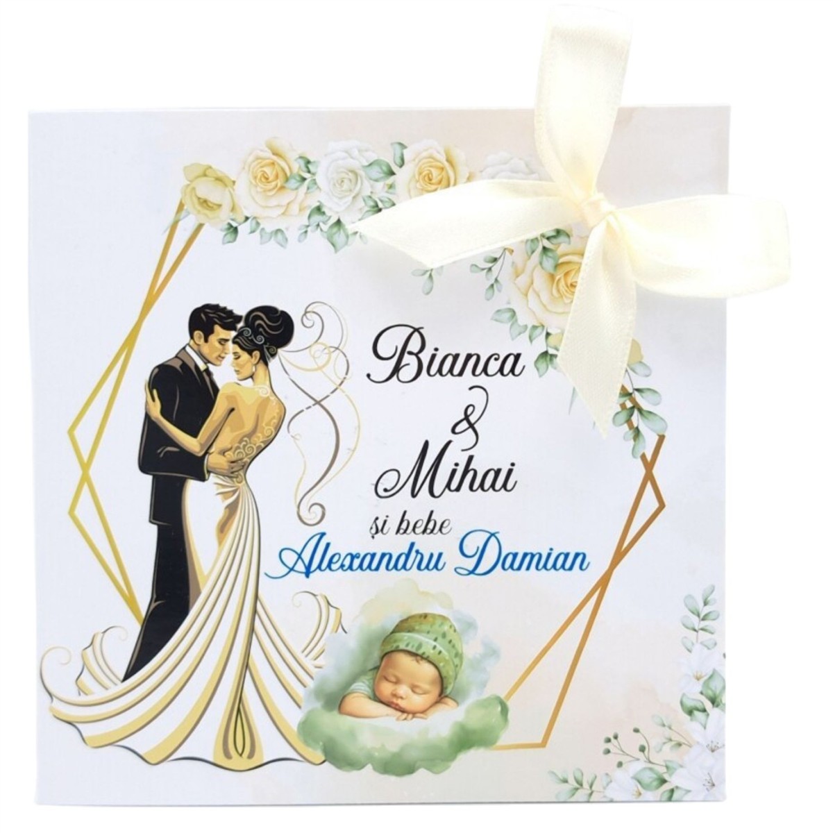 invitatie nunta cu miri si bebe cuplu verde crem auriu