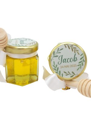 Mărturii dulci cu miere, model Aventură, botez baietel, ornament alb, frunze verzi, borcan 50 gr – DSBC507007
