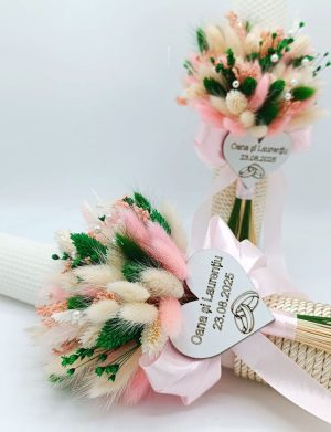 Lumânare Nuntă din ceară naturală decorată cu flori uscate, model personalizat – FEIS508001