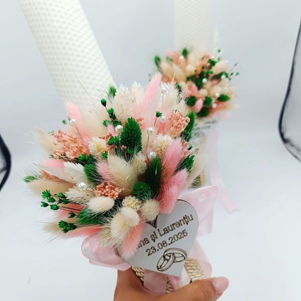 Lumânare Nuntă din ceară naturală decorată cu flori uscate, model personalizat - FEIS508001 - imagine 3