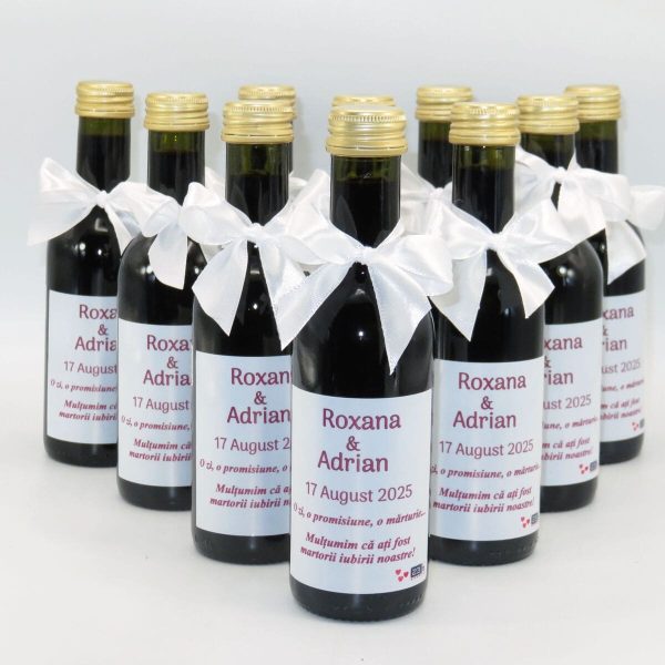 Marturie nuntă, Sticluță de Vin personalizată, fundiță albă - ILIF508017 - imagine 2