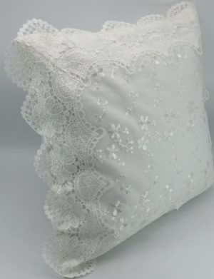 Perna gatit mireasa, alb dantelat 42×38 cm – ILIF509001