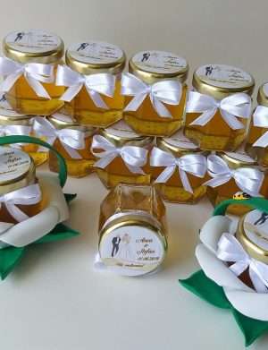Marturii dulci cu miere, model handmade Zumzet dulce – albastru, borcan 50 gr – DSBC008