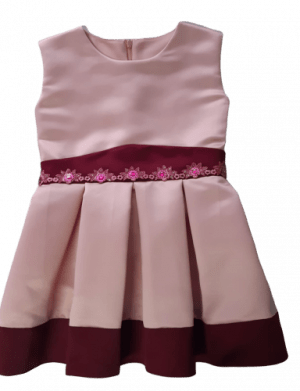 Rochita Andreea 3-6 ani material tafta roz cu aplicatii de dantela si cordon – ACD1919