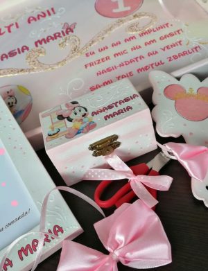 Set mot Cap Minnie Mouse, 7 piese, personalizat, din lemn, cu fundite roz, ornamente roz DSPH013