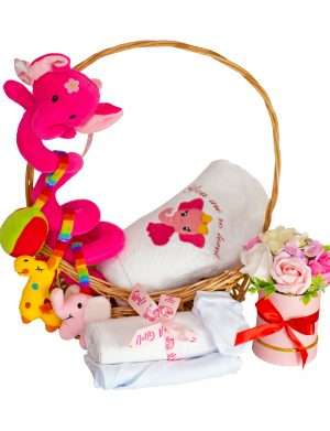 Set cadou bebelusi, model Elefantel roz, fetita, 7 piese cu prosop brodat – ILIF007